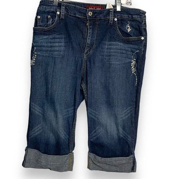 Baby Phat Capri Jeans Women's 18 Blue Pockets Embroidered Zip Y2K Retro Casual - Picture 1 of 10